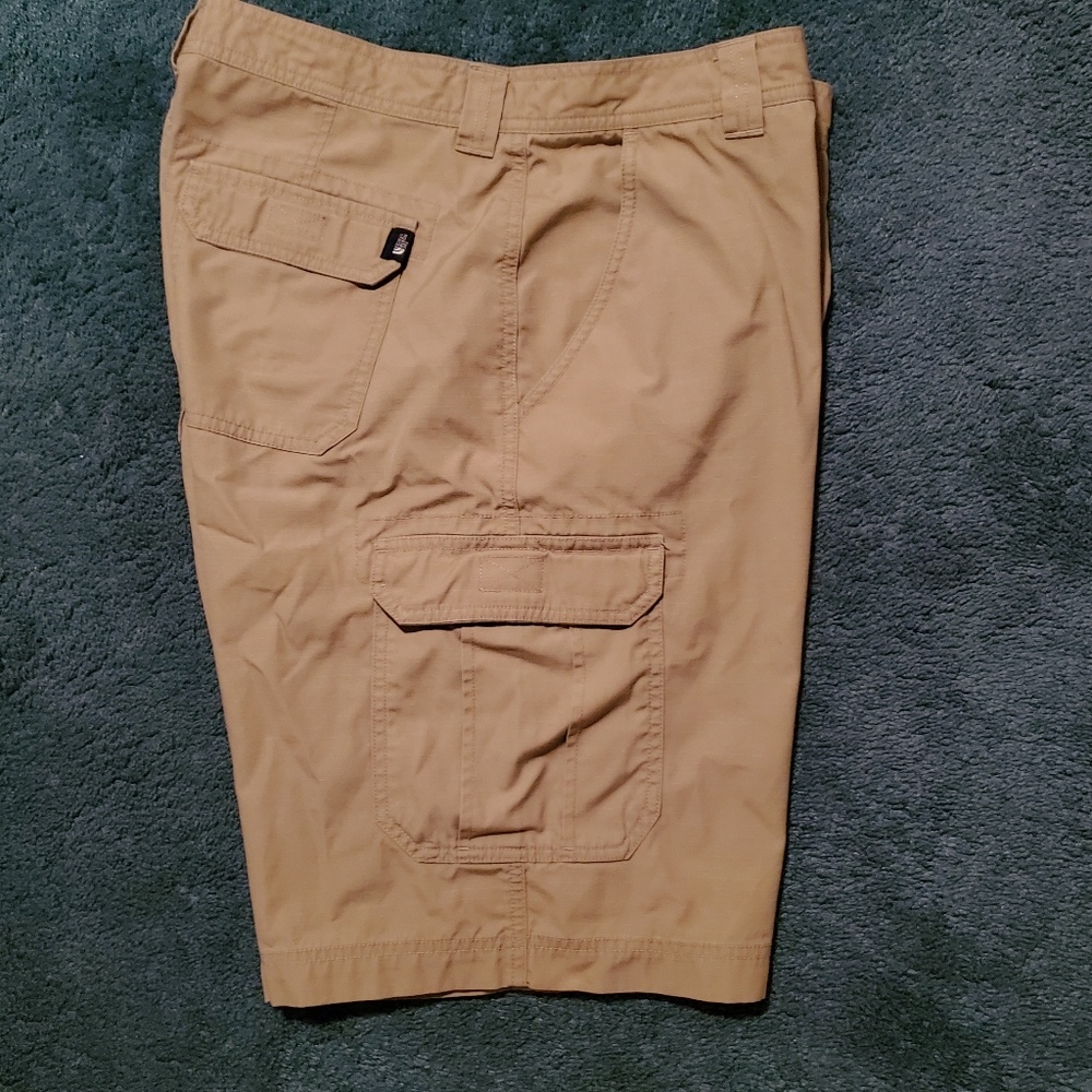 Men's North Face Cargo Shorts